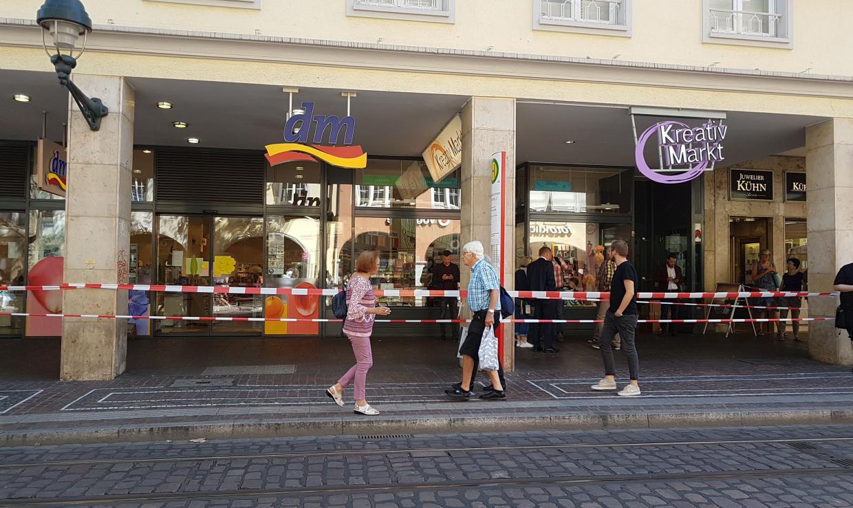 Freiburg Drogeriemarkt dm wurde evakuiert Radio Regenbogen