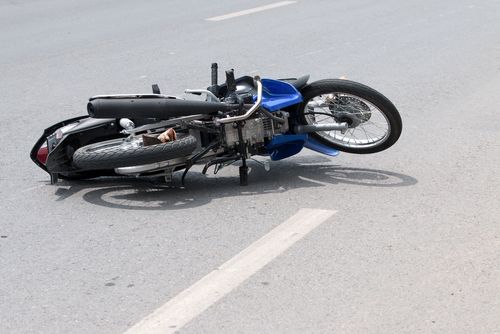Motorradfahrer_Unfall_shutterstock_396233590.jpg Motorradfahrer_Unfall_shutterstock_396233590.jpg