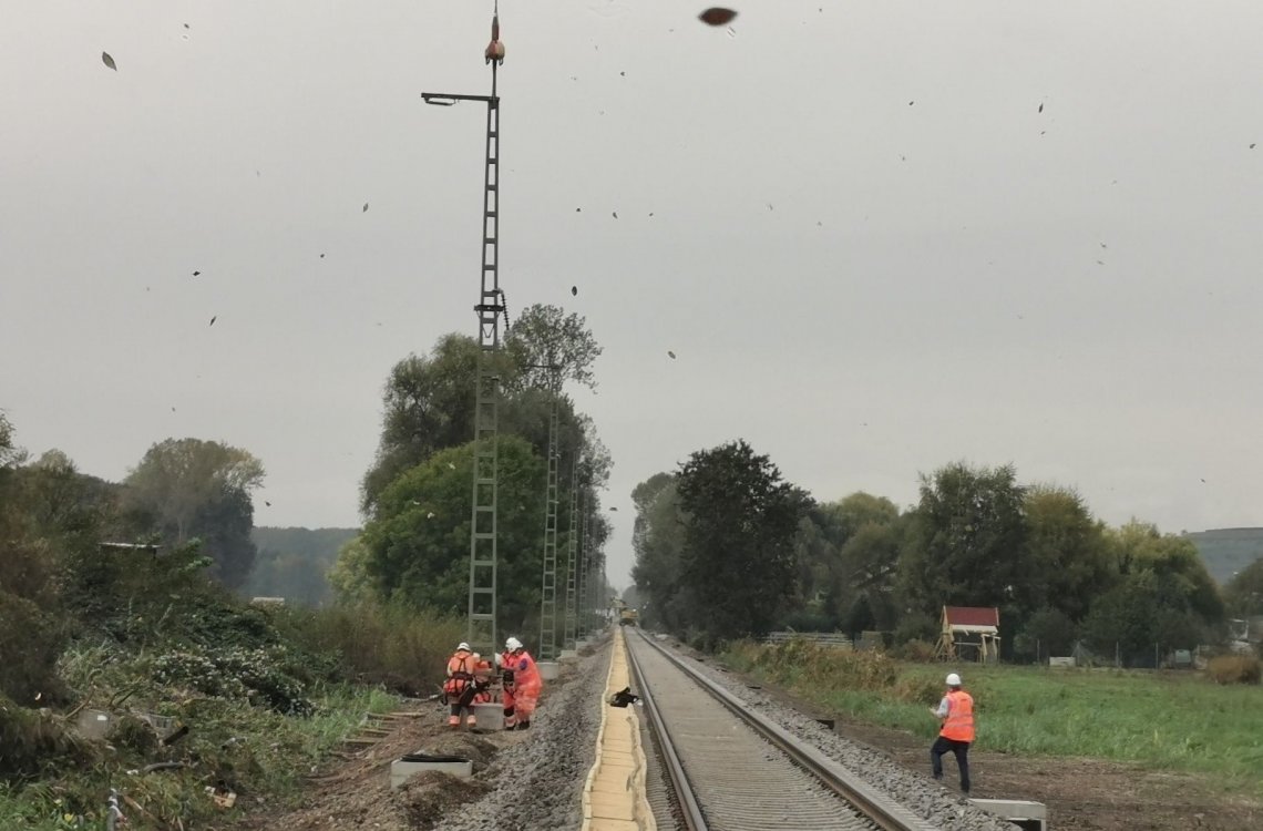 Breisach Gottenheim Helikopter fliegt für SBahn Radio